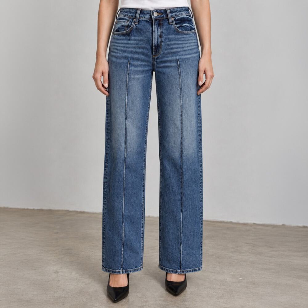 Driftwood Front Seam Straight Leg Medium Wash Jeans Size 31